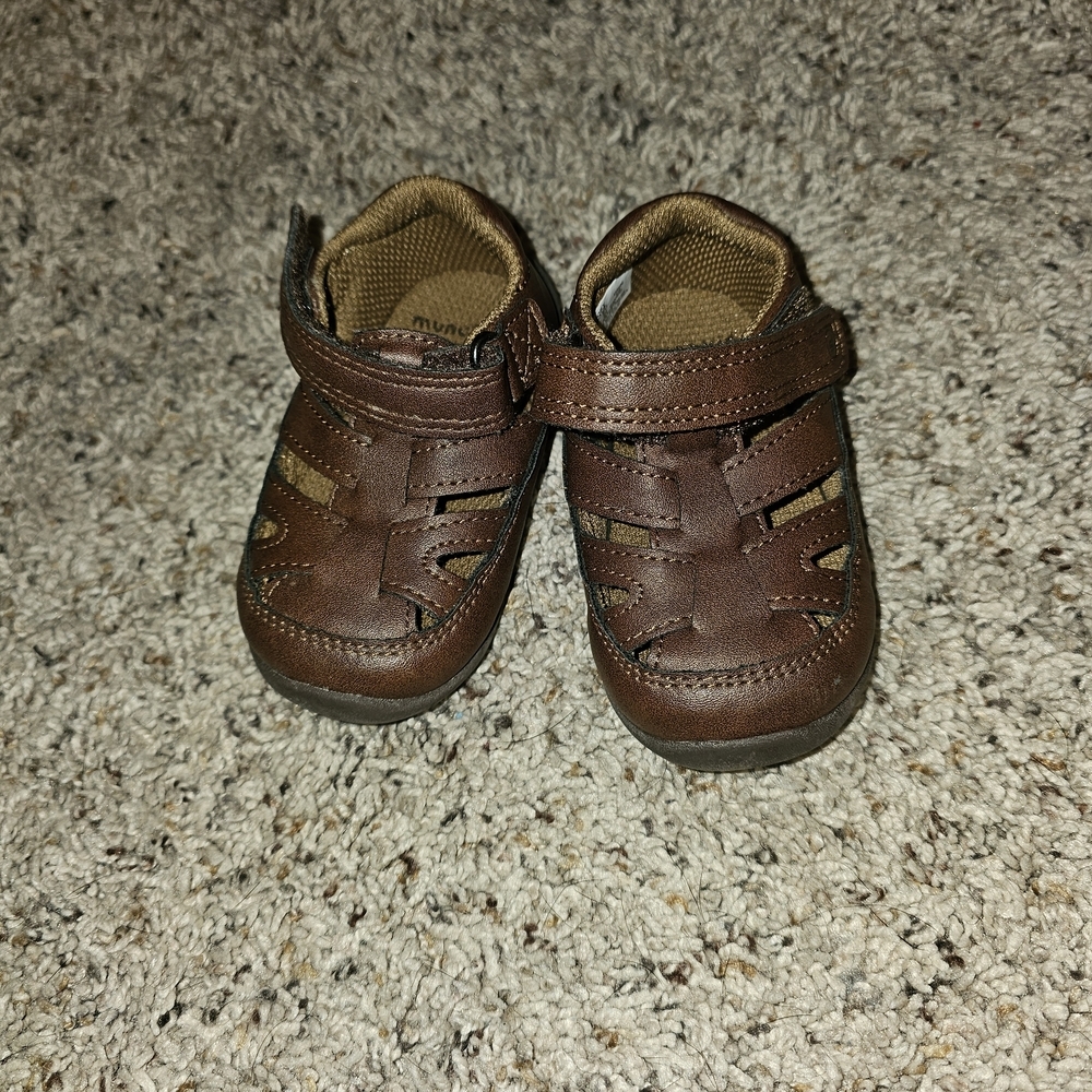 Stride Rite Munchkin Joey Brown Baby Walker Shoes